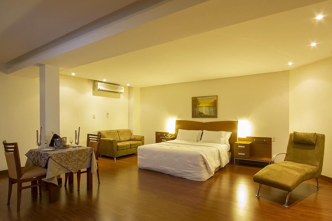 Master Plaza Hotel Barbacena Esterno foto